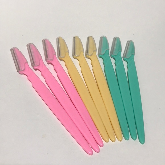 Tinkle Eyebrows Razor 9pc - Picture 4 of 4